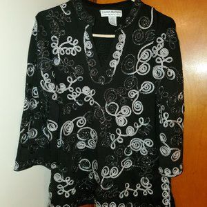 NWOT Lauren Michelle Black Embroidered Tunic